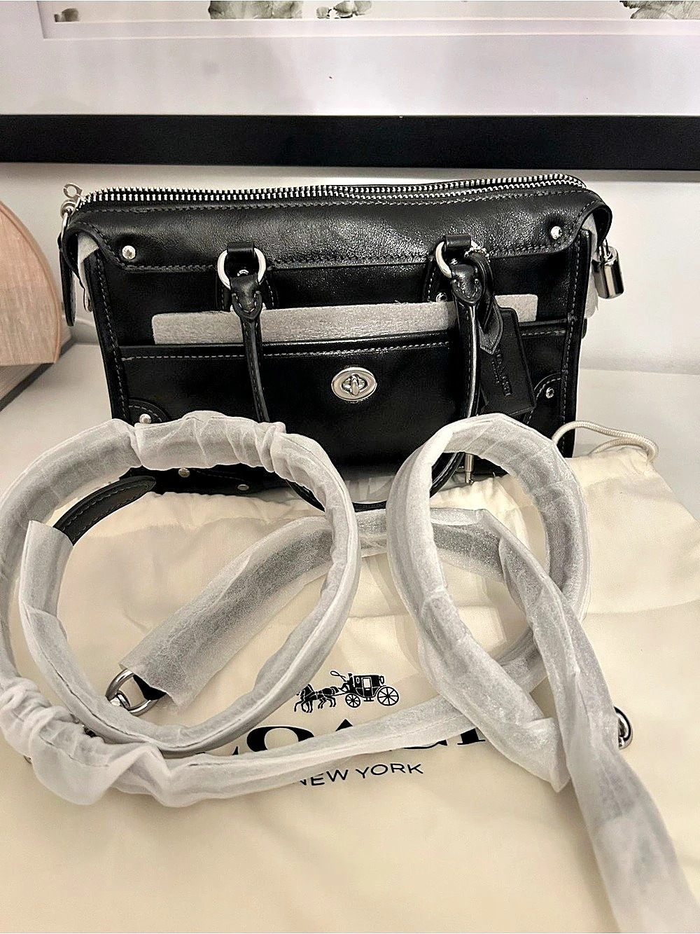 Coach Rhyder 24 Satchel in Black